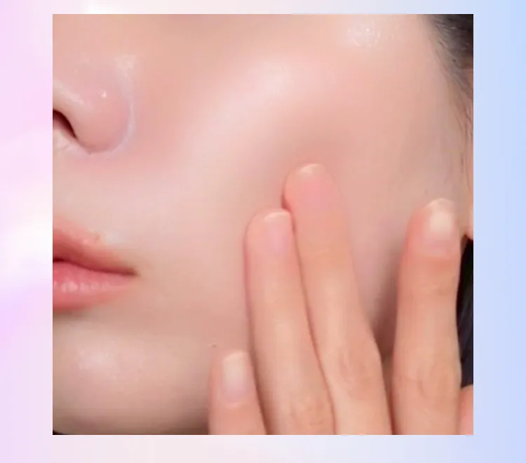 ツヤのある肌へ導くUVダーマテクトエッセンスの使用イメージ